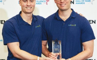 Augmented Reality learning content bridges the gap between virtual and physical worlds.